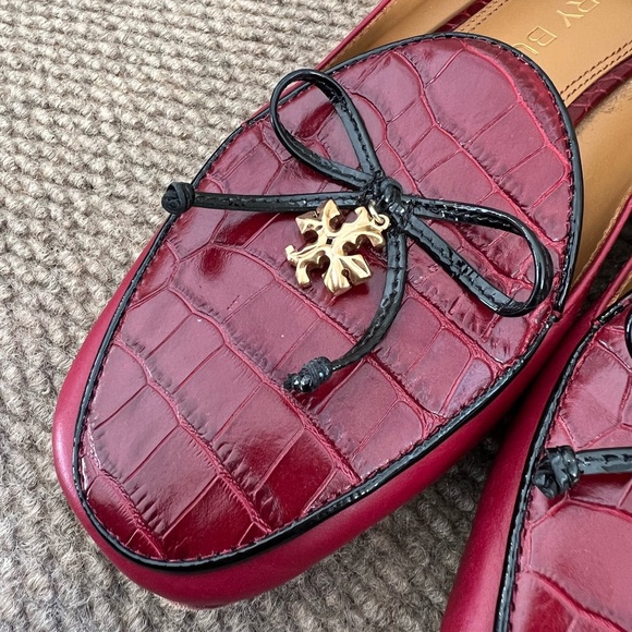Tory Burch Croc Embossed Charm Loafers Mule Flats Red Women’s Size 6.5 Step Down - Picture 4 of 10